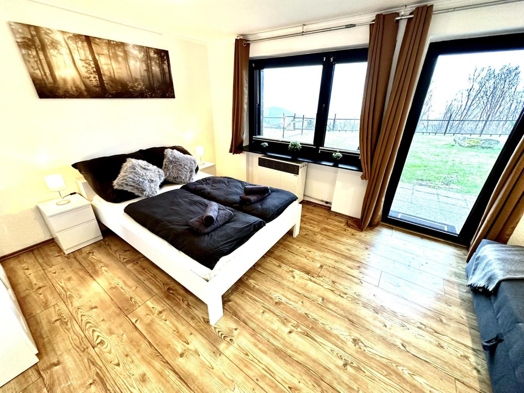 Gemuetliches Alpenblick Berg-Bungalow + Grosser Garten + Netflix! Schöfweg Екстериор снимка